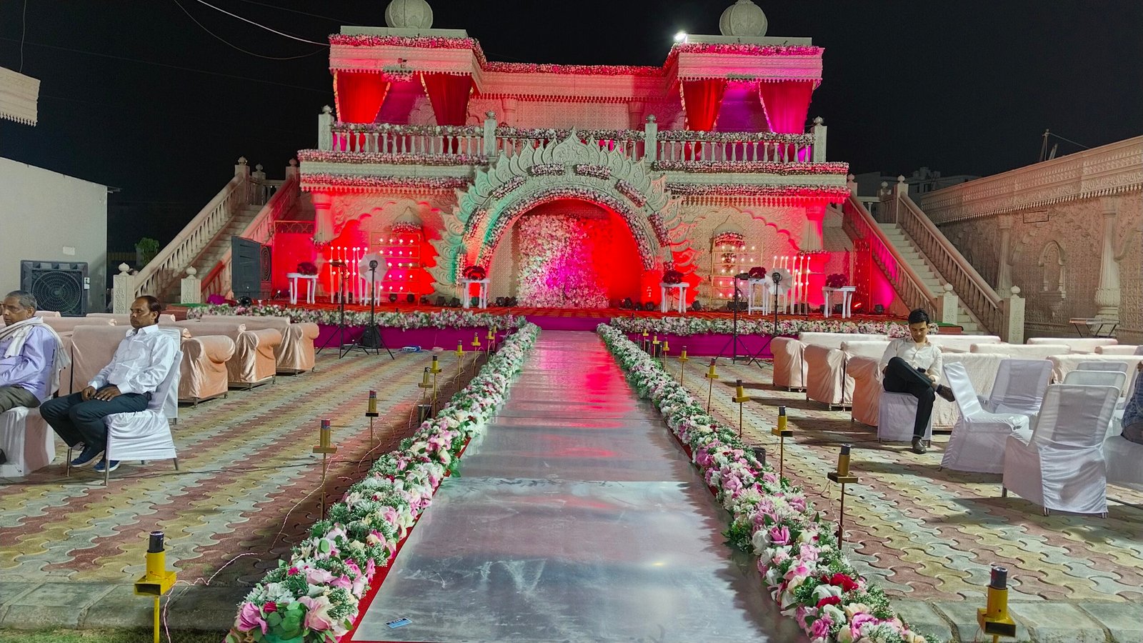 🎭 Stage Decoration